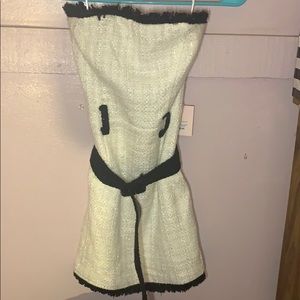 Amber x Meshki - Fran belted dress white Size: S